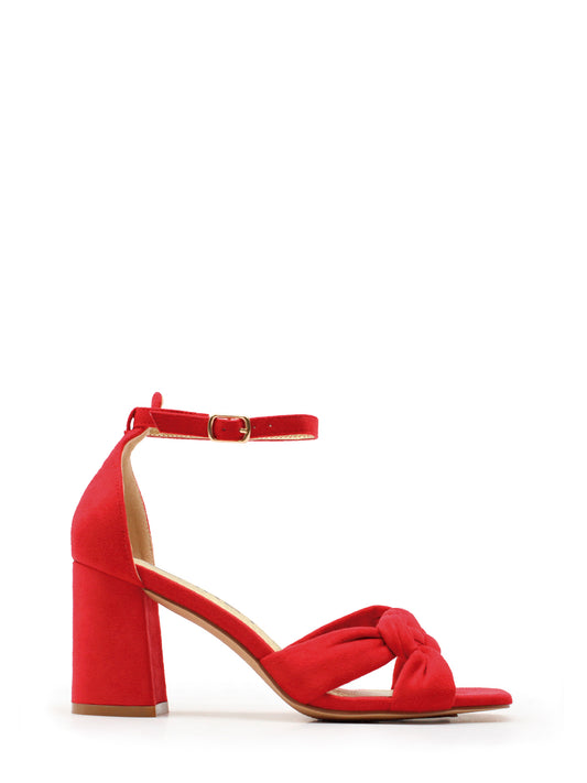 Sandalo rosso con tacco quadrato