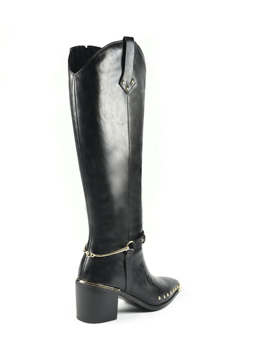 Jacket boot with studs on black upper