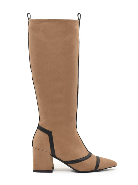 Two-tone strappy boot in black taupe with square heel